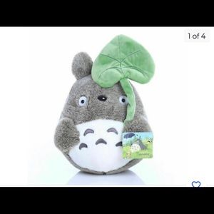 Studio Ghilbi Totoro plush NWOT
